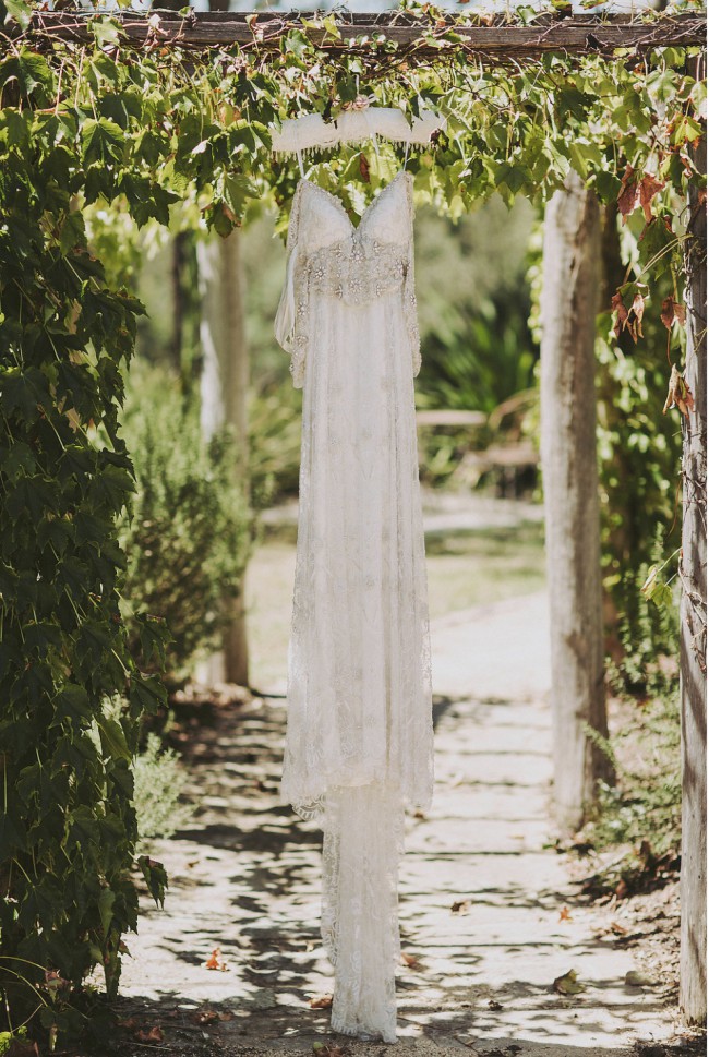 Anna Campbell, Sheath