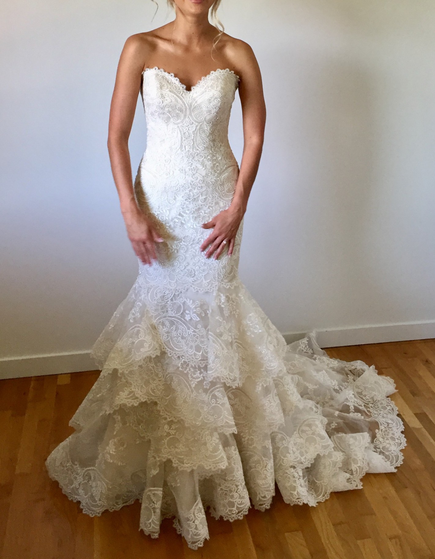 Allure Bridals Allure 9358 Second Hand Wedding Dress on