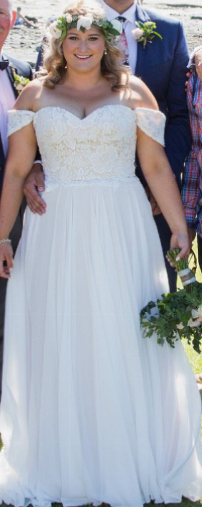 Brides Desire, Estelle