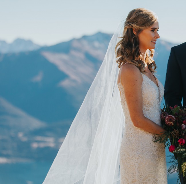 Maggie Sottero, Mietra