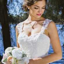 Cizzy Bridal
