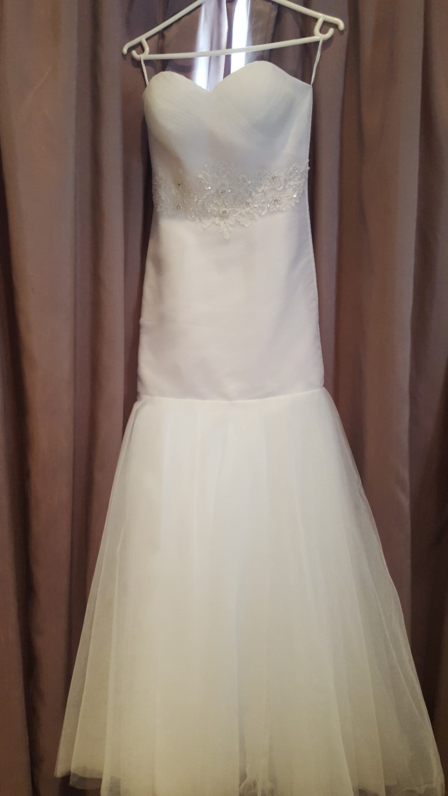 Eurobride Tresjolie Second Hand Wedding Dress on Sale 21