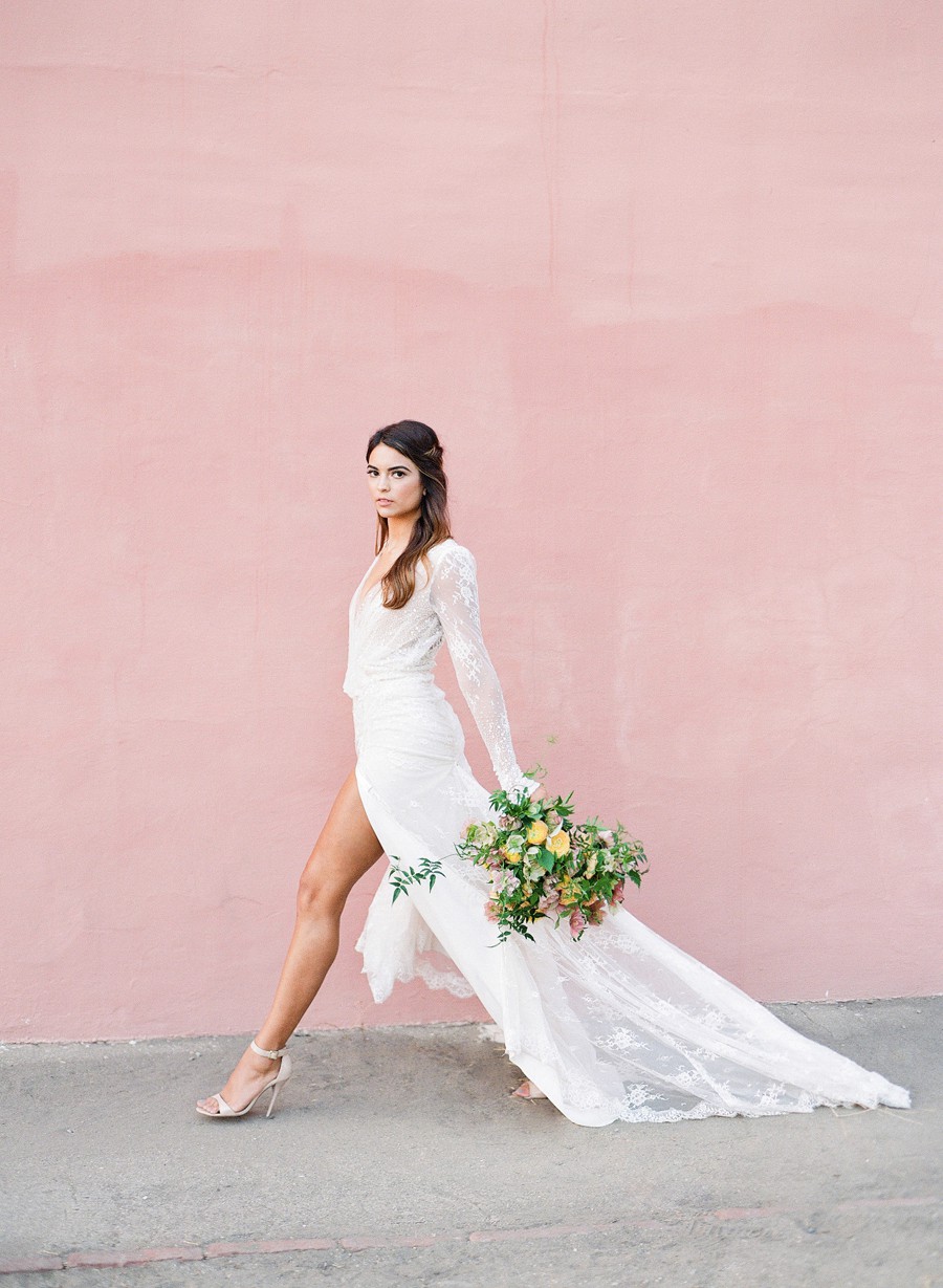 Inbal Dror via StyleMePretty.com Inbal Dror via StyleMePretty.com
