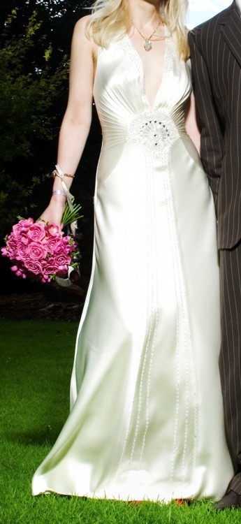 42 best Jenny Packham images on Pinterest | Wedding dressses ...