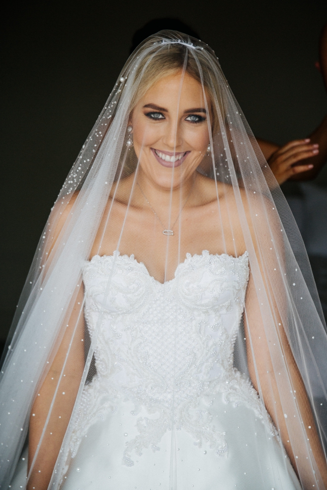 J&rsquo;aton Custom Made Preloved Wedding Dress on Sale 64% Off - Stillwhite