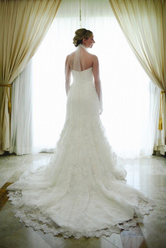 Allure Bridals 9072 Preowned Wedding Dress on Sale 63 Off