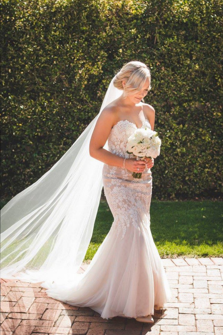 gently used bridal gowns