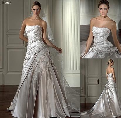 Pronovias Nicole Preowned Wedding Dress on Sale 57% Off - Stillwhite