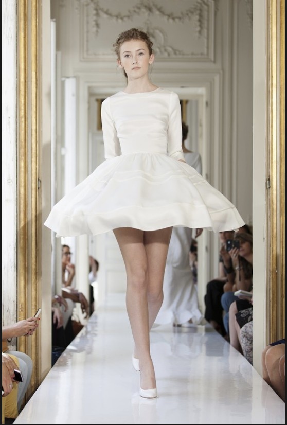 Delphine Manivet, Alexis