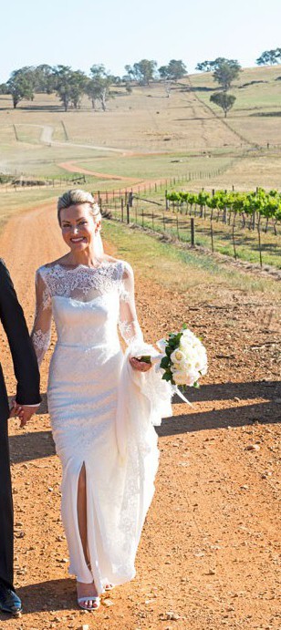 Anna Maurer, Custom Made