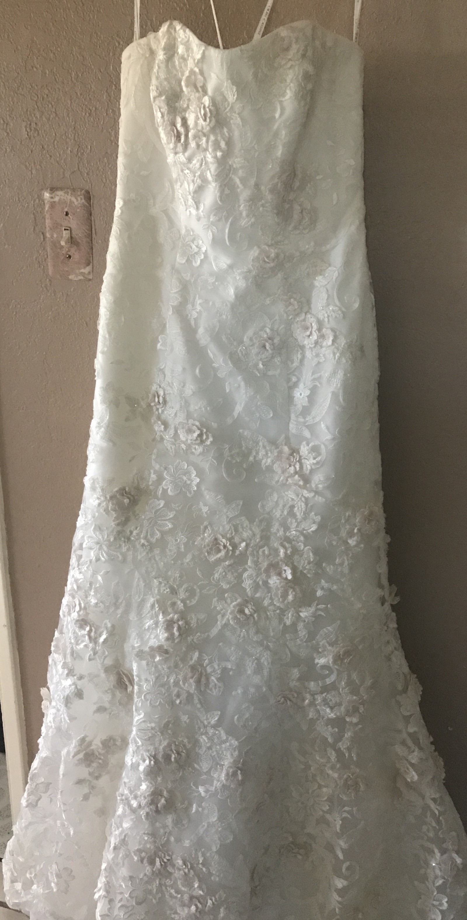 Oleg Cassini Subtle Pink 3D floral wedding dress Preloved