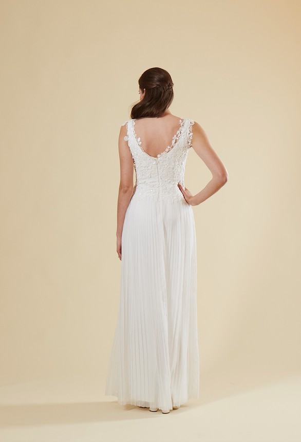 Rebecca Street, Jasmine