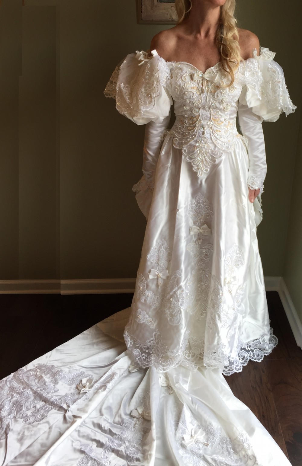 Ball Gown - Second Hand Wedding Dresses - Stillwhite