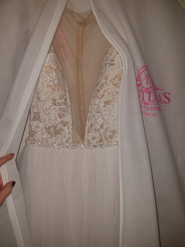 Allure Bridals, 9500
