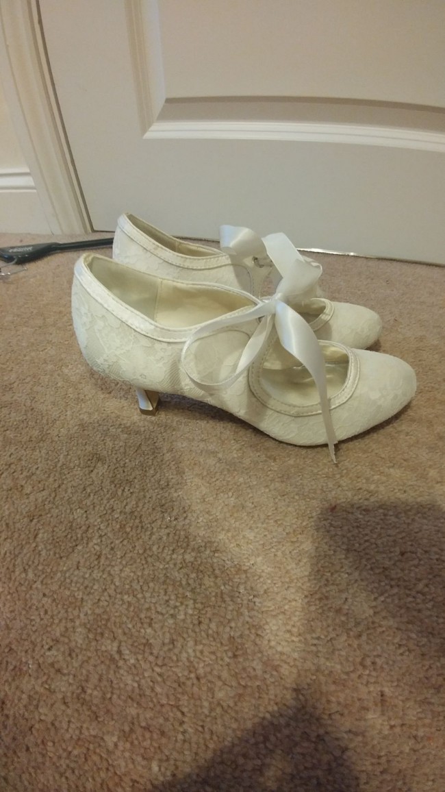 Anna Sorrano, A-Line