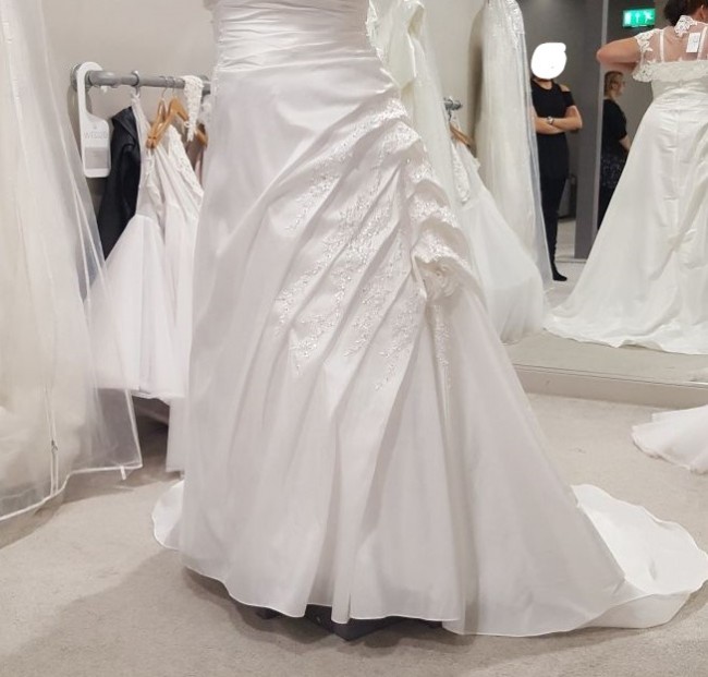 Anna Sorrano, A-Line