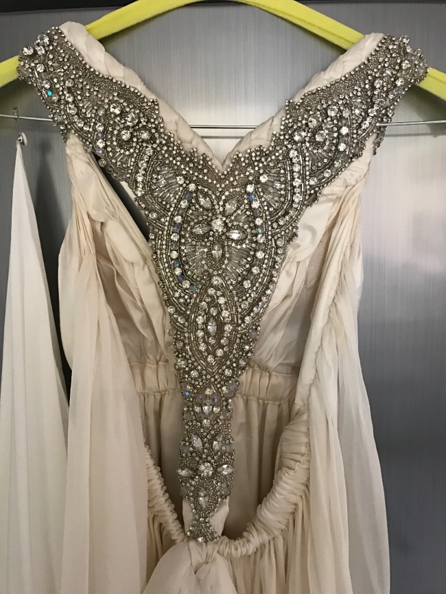 Anna Campbell, Elizabeth