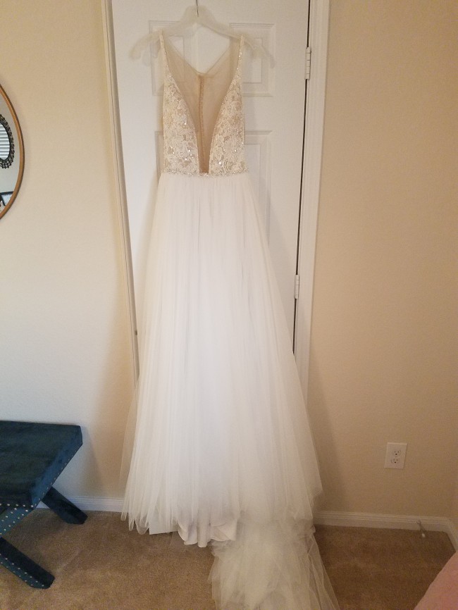 Allure Bridals, 9500