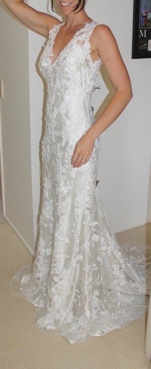 Allure 8800 Wedding Dress