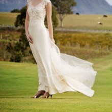 Louise Alvarez - New