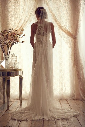 Anna Campbell Corrina Dress Wedding Dress on Sale 17% Off
