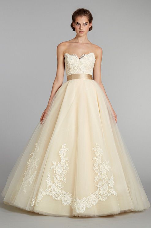 Lazaro STYLE 3251 Used Wedding Dress on Sale 69 Off