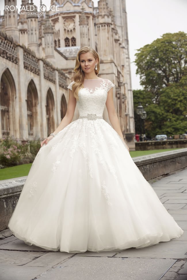 Ronald Joyce 69205 Haley Beautiful Ball Gown Wedding Dress Ivory Ronald Joyce 69205 Haley Beautiful Ball Gown Wedding Dress Ivory