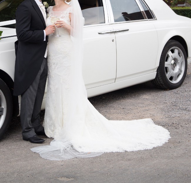 Annasul Y, Moonstone