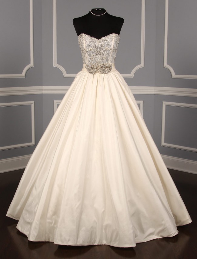 Anne Barge, Antoinette