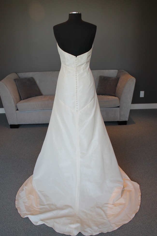 jenny yoo bridal sample sale