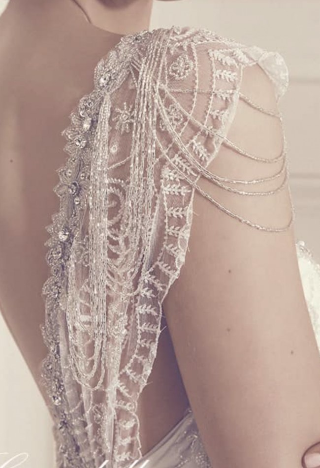 Anna Campbell, Sheath