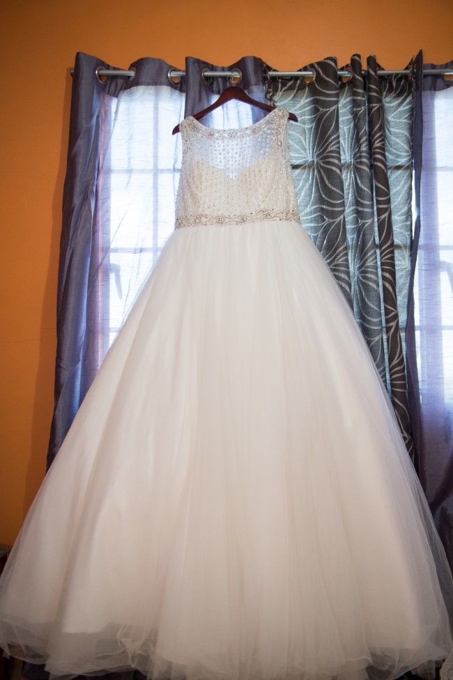 Anny Lee AB5799 Preowned Wedding  Dress  on Sale 50 Off 